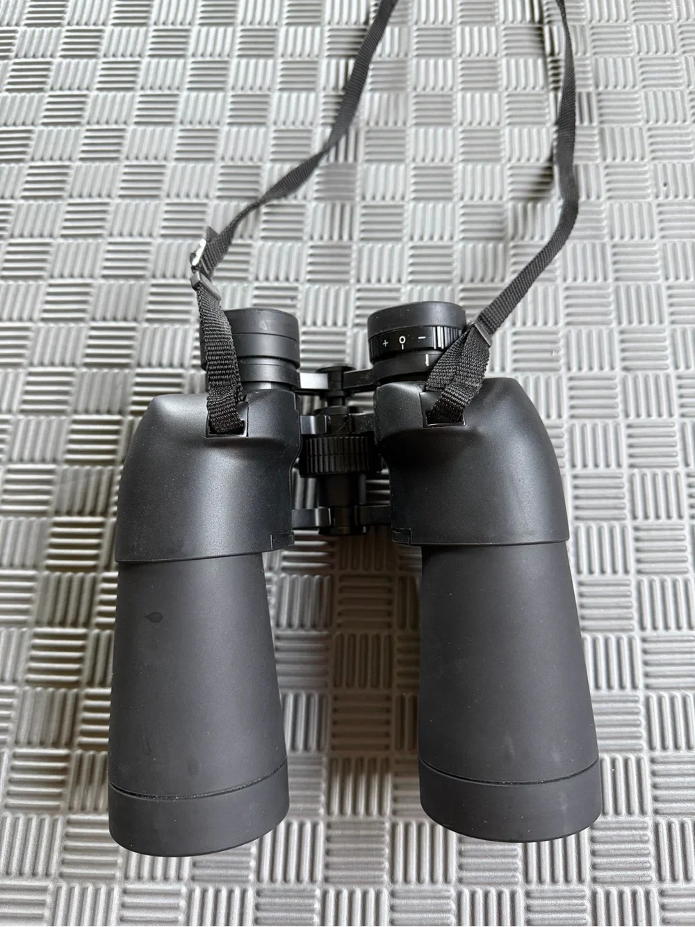 Nikon compact binoculars